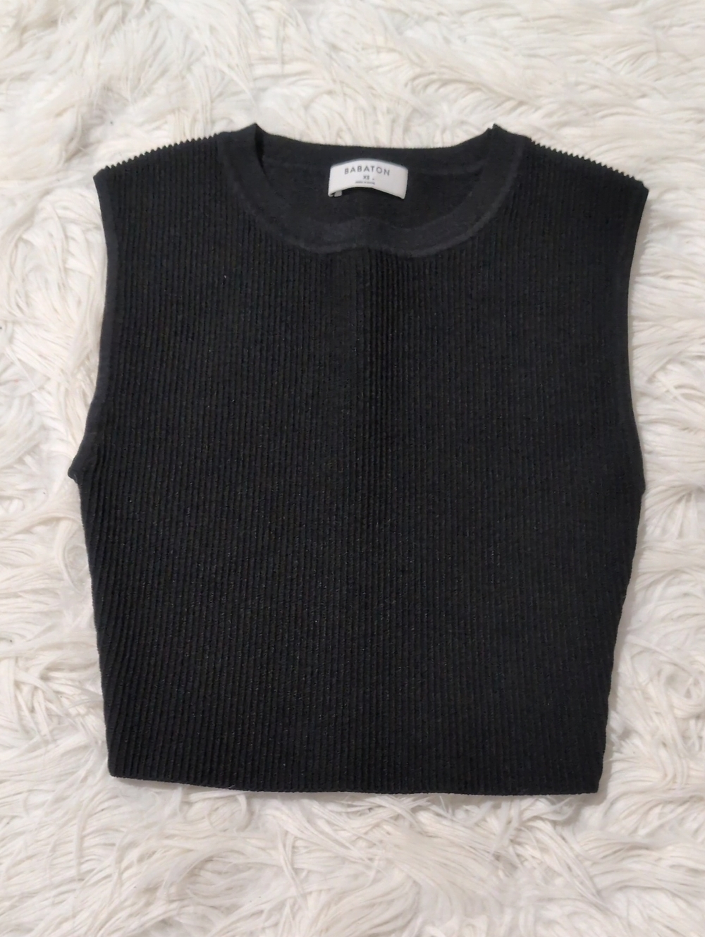 Aritzia Babaton Sculpt Knit Ribbed Sleeveless Top